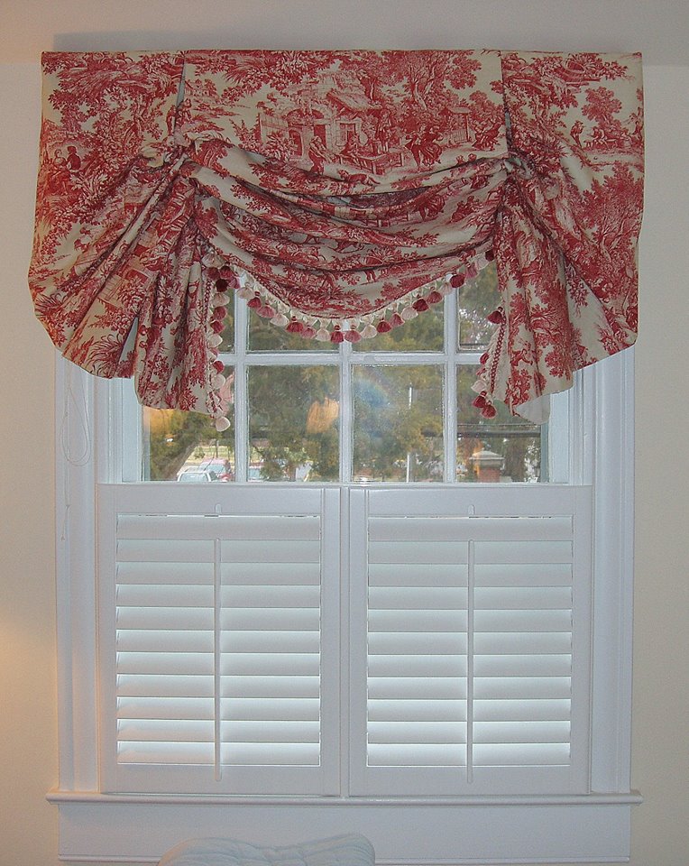 A Look at the History of Plantation Shutters